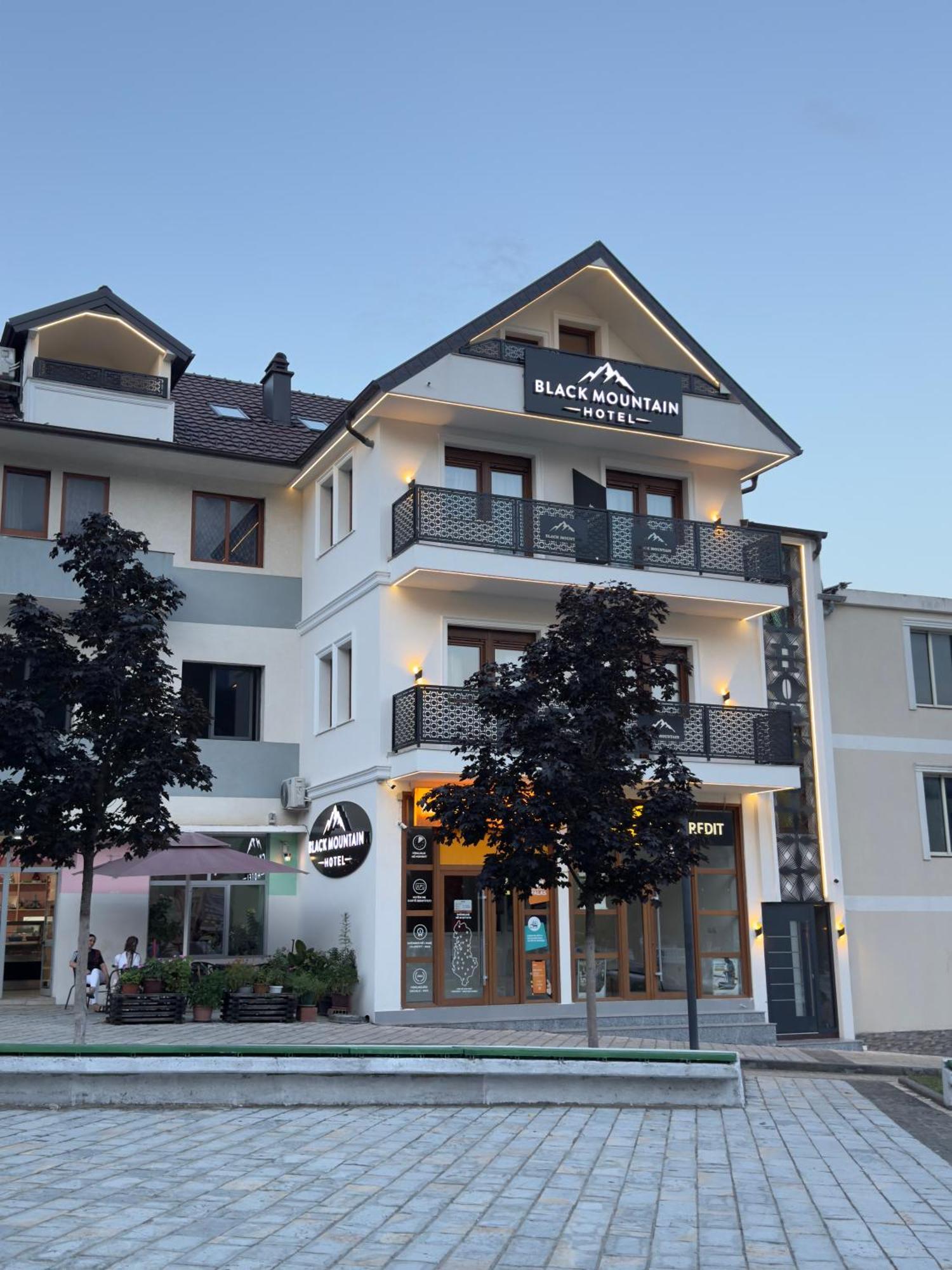 Hotel Blackmountain *